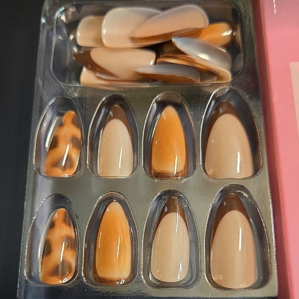 Do-It-Yourself Nail Set - Brown and Tan - Picture 2 of 4
